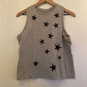 Tank top with star pattern